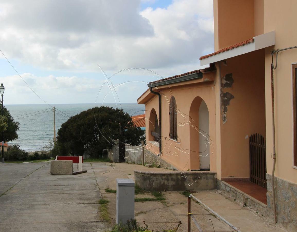 Ampio Appartamento Marina Di Arbus Kültér fotó